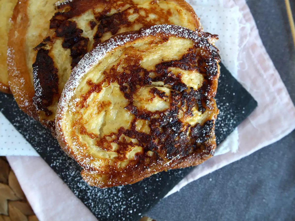 Vlhká a chrumkavá Brioche perdue
