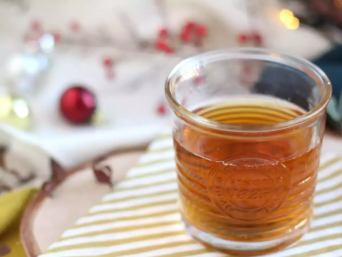 Wassail, korenistý vianočný koktail - foto 2