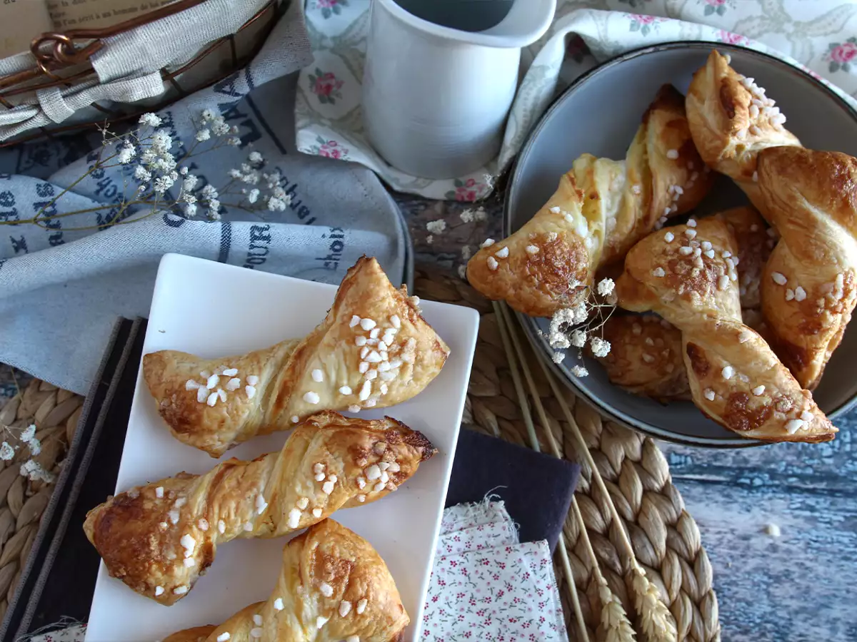 Zákruty z lístkového cesta s vanilkovým krémom - foto 3