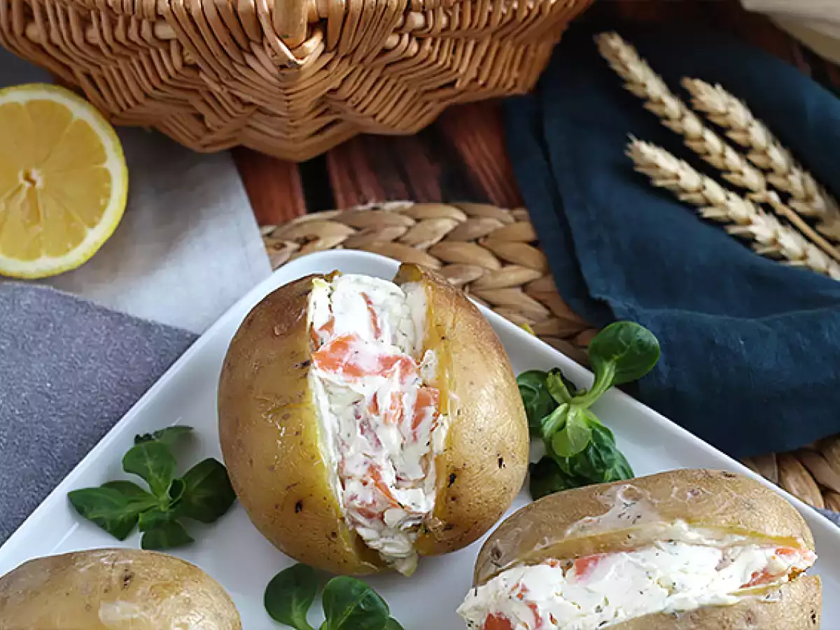 Zemiaky plnené údeným lososom a syrom fromage frais - foto 3